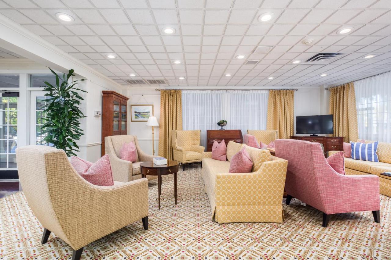 The Farmington Inn And Suites Εξωτερικό φωτογραφία